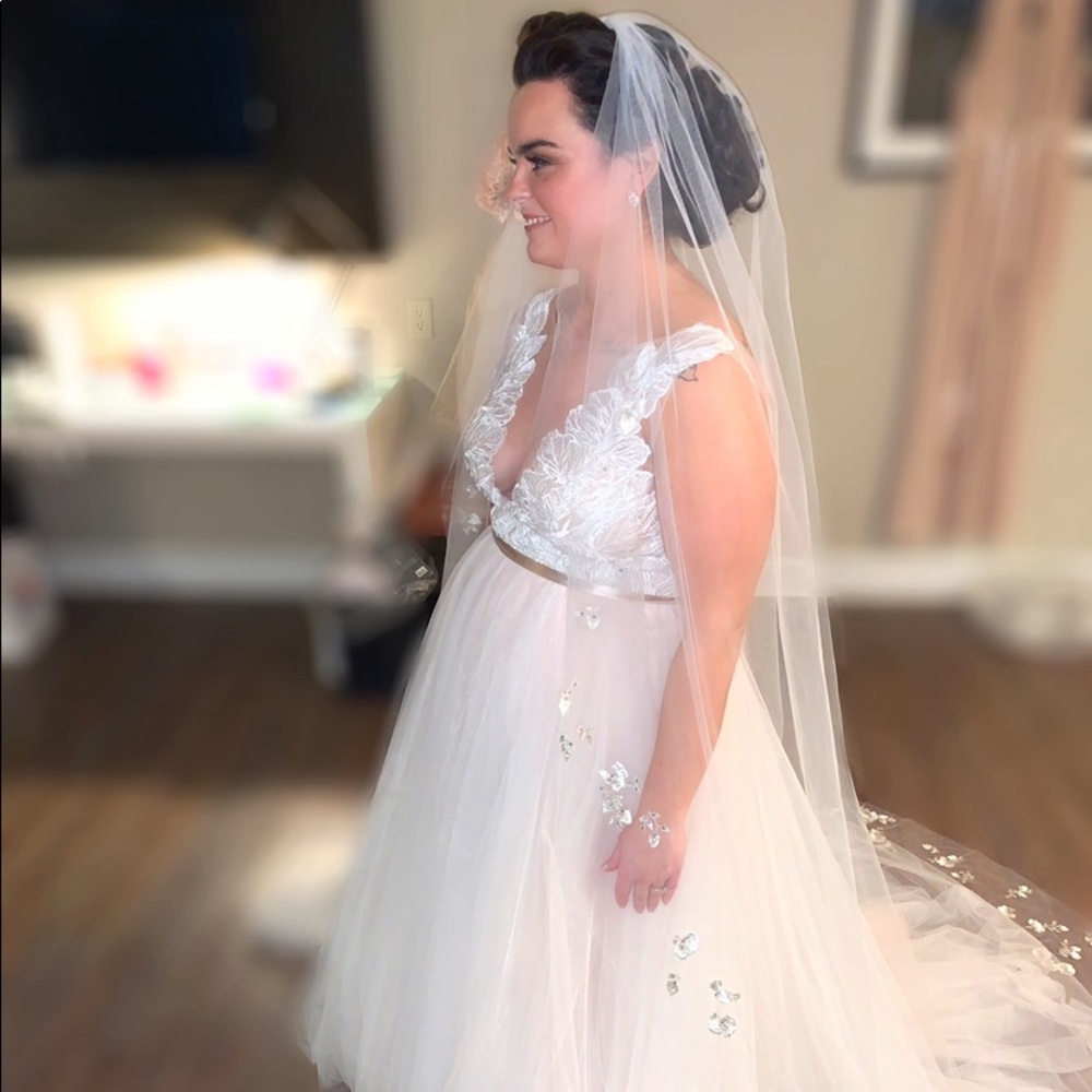 Wedding dress